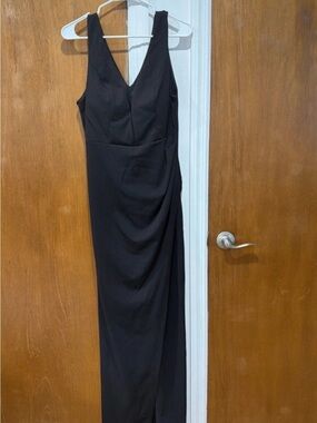 Classic Black V-Neck Evening Dress - Elegant Maxi for Women